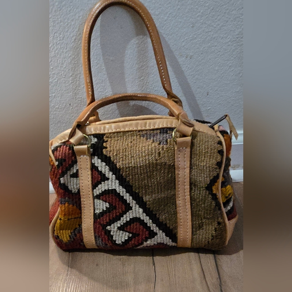 Vintage Handmade THE ELEPHANT WALK HANDBAG